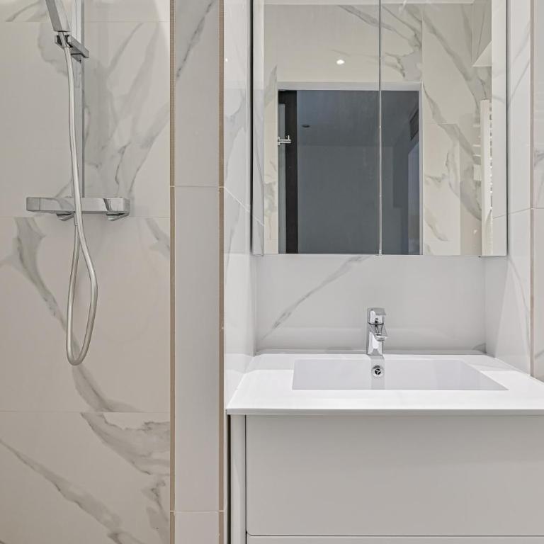 Apartment with exclusive terrace - Le Marais - One-Bedroom Apartment - 14