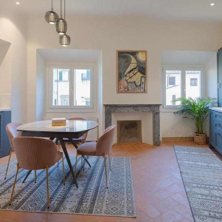 Central Market 3-bedroom Design Apartment - Appartamento con 3 Camere da Letto - 20