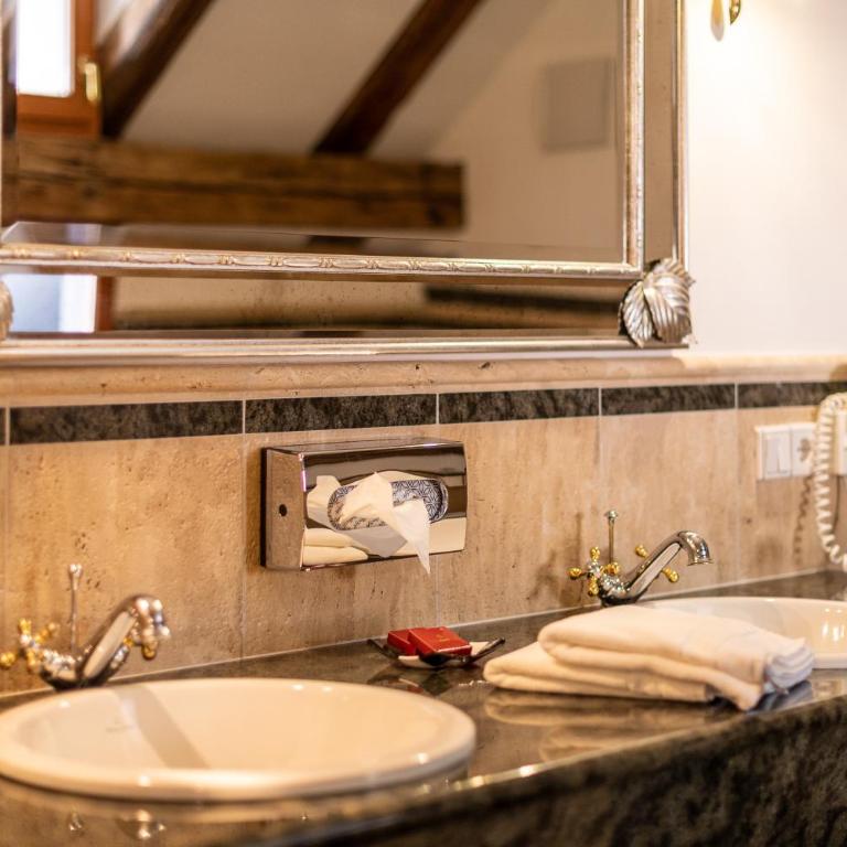 Schlosshotel Aehrental - Junior Suite - 3