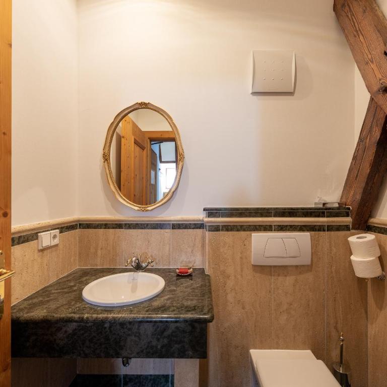 Schlosshotel Aehrental - Junior Suite - 8