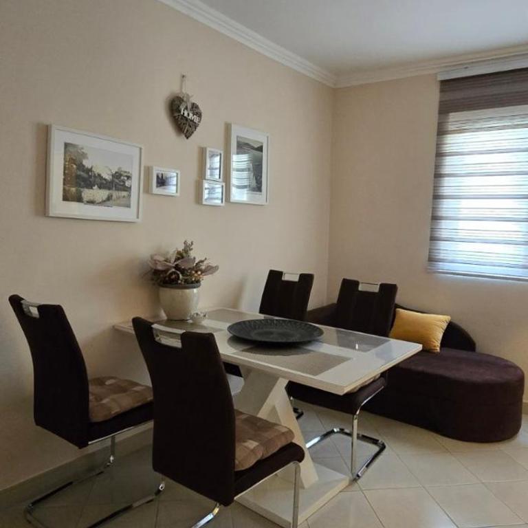 Apartments Sun House - Two Bedroom Apartment with Terrace and Sea View - 10