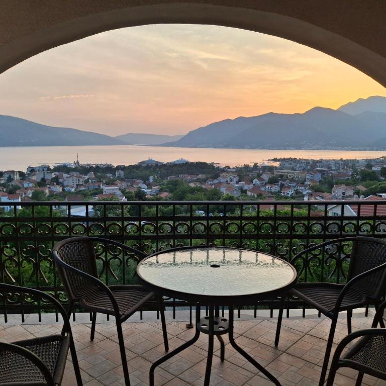 Sea view double room - Apartman sa 2 Spavaće Sobe - 1