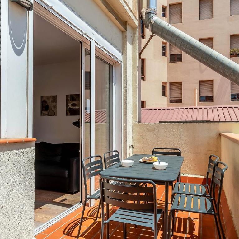 AB Montjuic - Apartamento de 3 dormitorios con terraza - 12