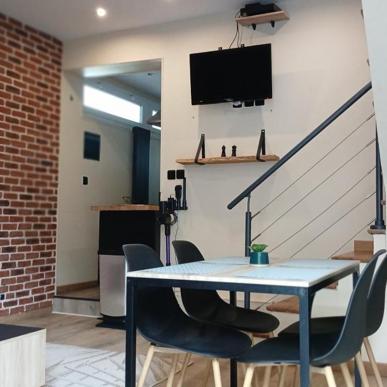 Duplex 4 Personnes 5 Minutes a pied du petit port et 10 Minutes de la plage - Apartment mit 1 Schlafzimmer - 17
