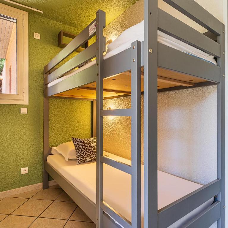 Belambra Clubs Presqu'île De Giens - Riviera Beach Club - Chambre Quadruple avec Terrasse - 4