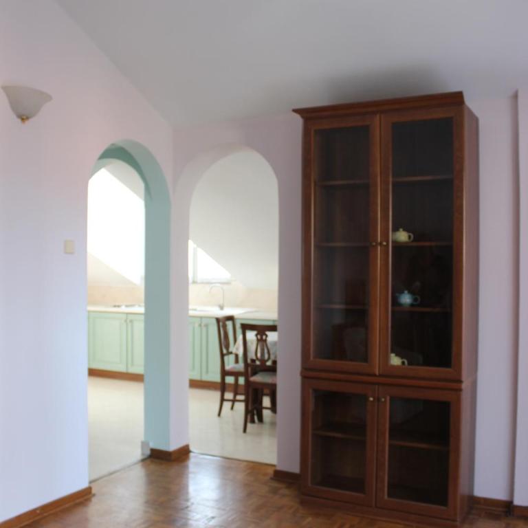 Villa Velzon Guesthouse - Apartman sa Terasom (6 Odraslih Osoba) - 14