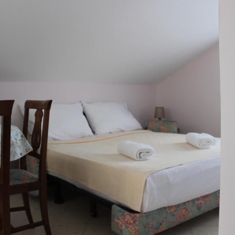 Villa Velzon Guesthouse - Apartman sa Terasom (6 Odraslih Osoba) - 13