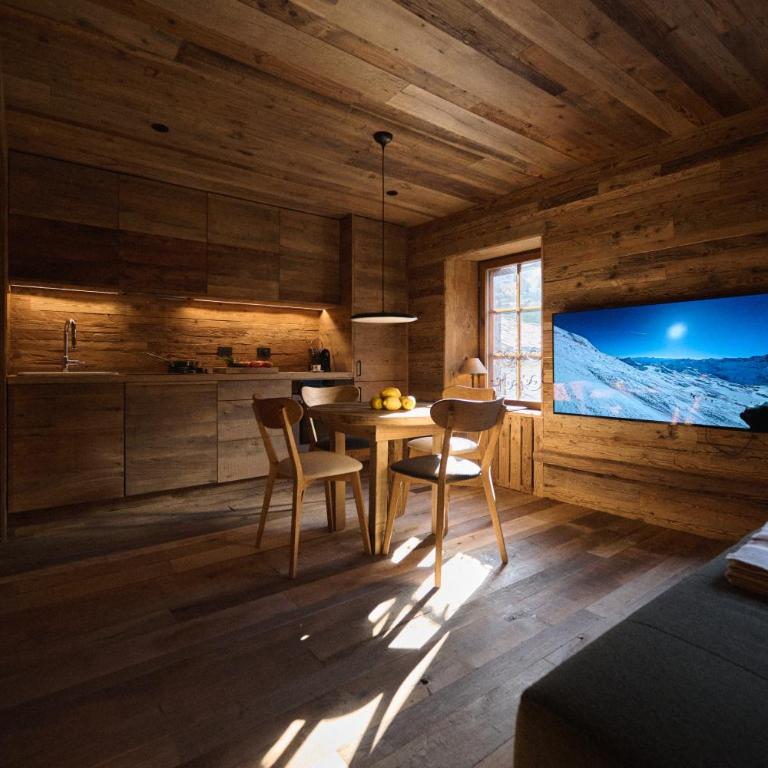 Luxury apartment in Valtournenche - Apartment mit 1 Schlafzimmer - 1