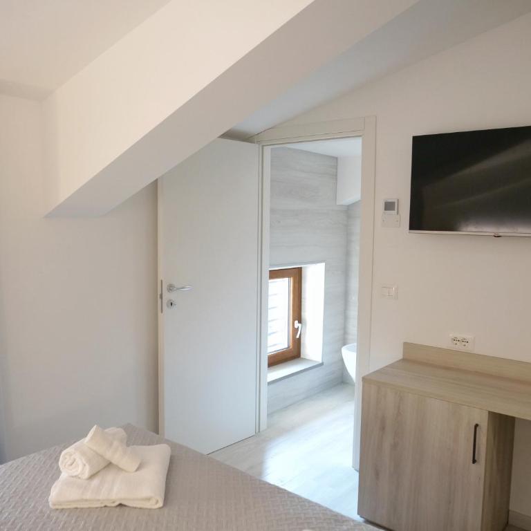 Hotel Castrum - Suite con Vista Città - 4