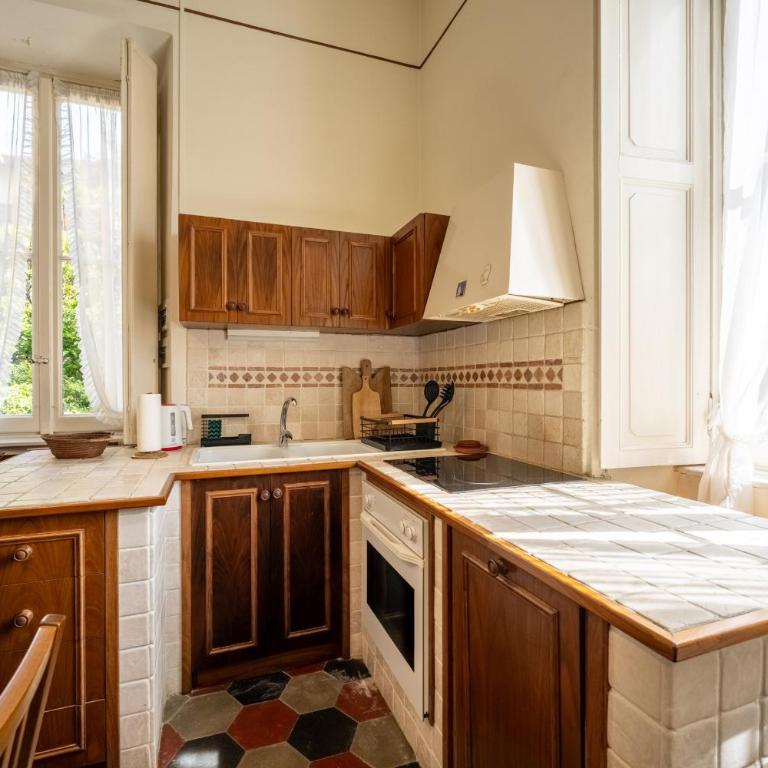 Emilia Gemstone Apartment - Appartamento con 2 Camere da Letto e Vista Lago - 31