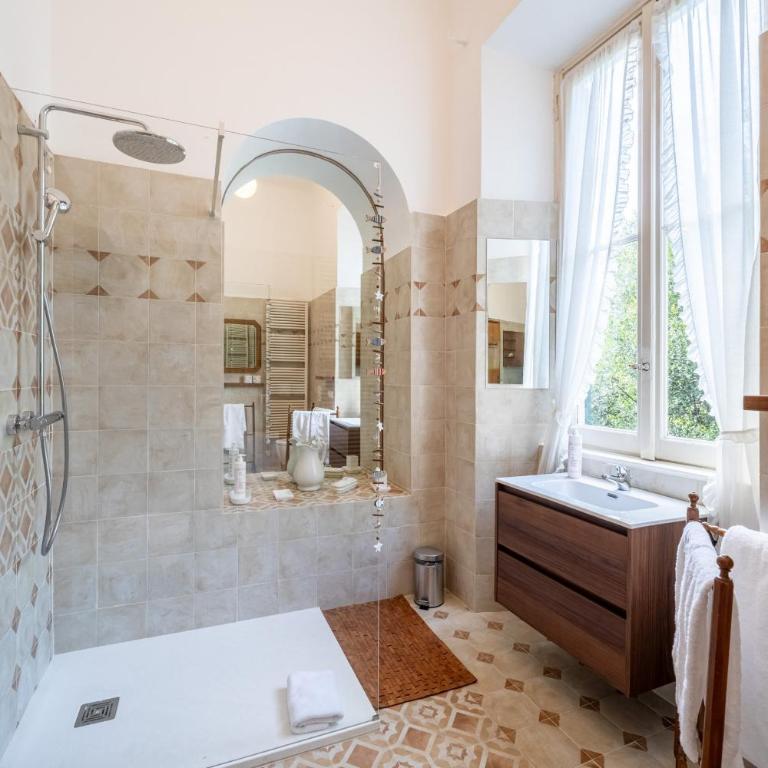 Emilia Gemstone Apartment - Appartamento con 2 Camere da Letto e Vista Lago - 59