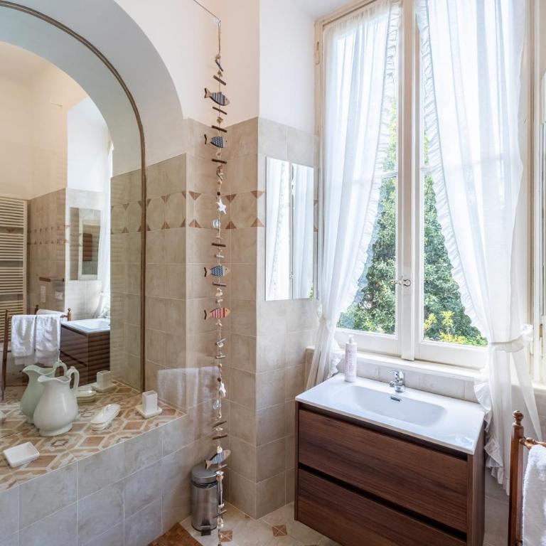 Emilia Gemstone Apartment - Appartamento con 2 Camere da Letto e Vista Lago - 58