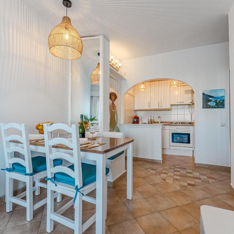 Ocean View - 1 Bedroom Apartment in Los Cristianos - Apartamento de 1 dormitorio - 4
