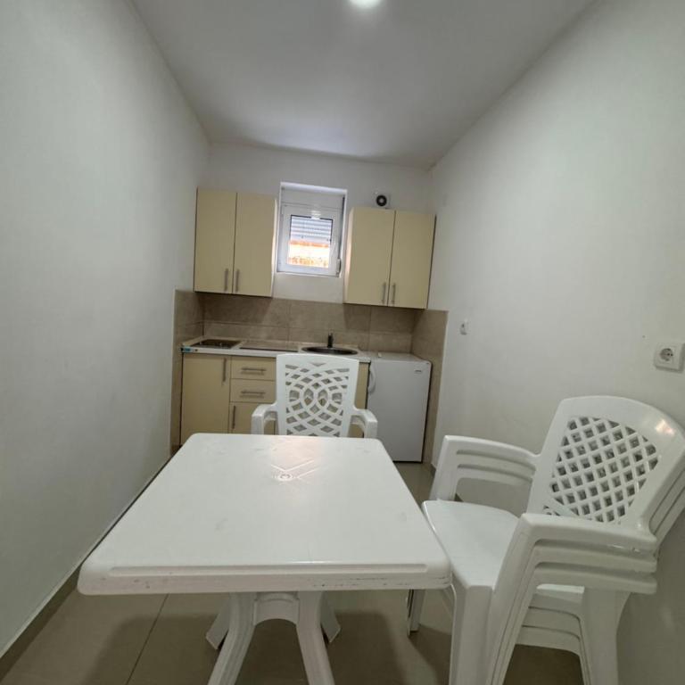 Berlin Vila Ulcinj - Two-Bedroom Apartment - 8