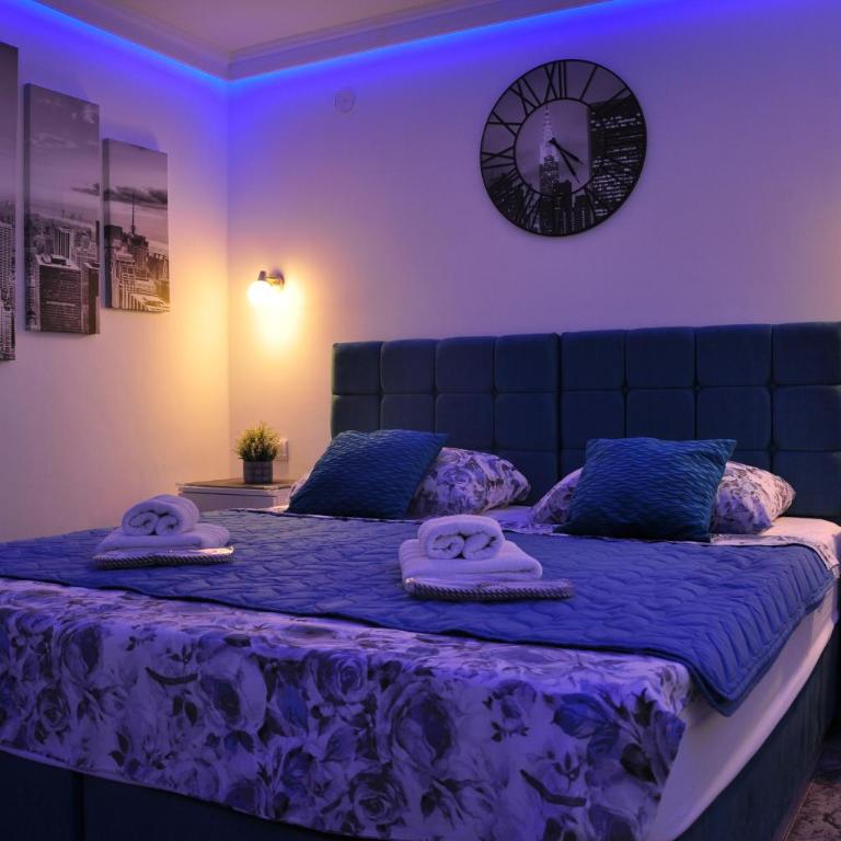 Your Place Studio - One-Bedroom Apartment - 1