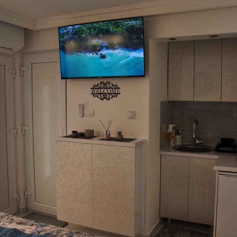 Your Place Studio - One-Bedroom Apartment - 10