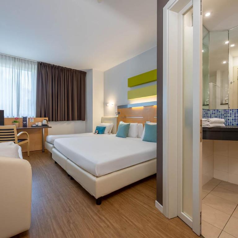 iH Hotels Milano Gioia - Camera Quadrupla - 4
