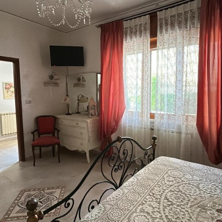 Venetian Style Apartments in Villa - Superior One-Bedroom Apartment - 5