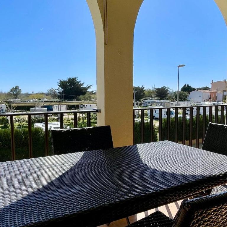 JARDINS DEL MAR 132 - Two-Bedroom Apartment - 24