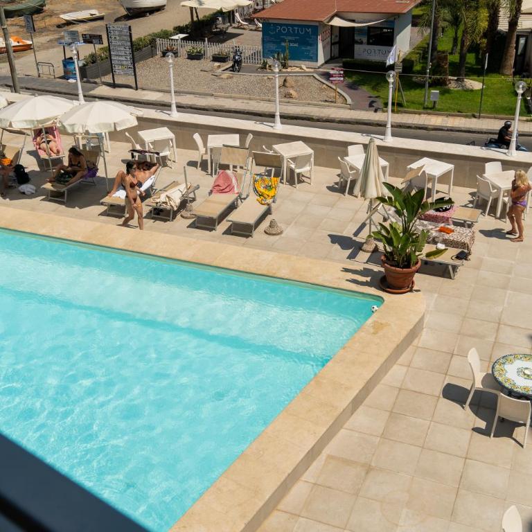 Sea View Apartment in Naxos - One-Bedroom Apartment - 7