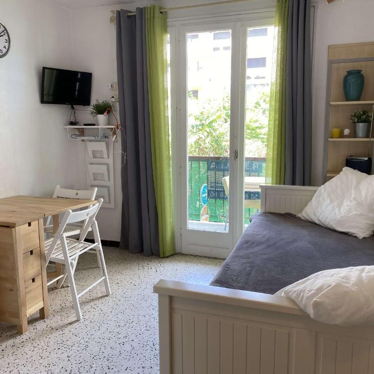Studio climatisé avec balcon proche centre et thermes, Balaruc-les-Bains - FR-1-553-21 - Studio - 2