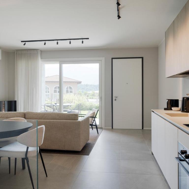 Lago Dorato Luxury Apartments - Lake Como View - Appartamento Deluxe con 2 Camere da Letto - 4