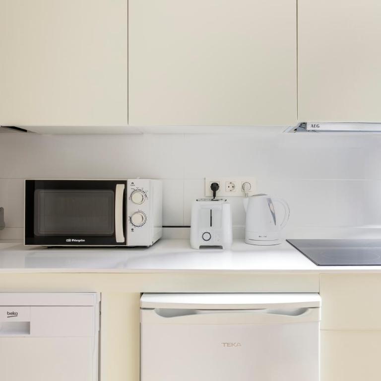 Epalza apartment by People Rentals - One-Bedroom Apartment - 11