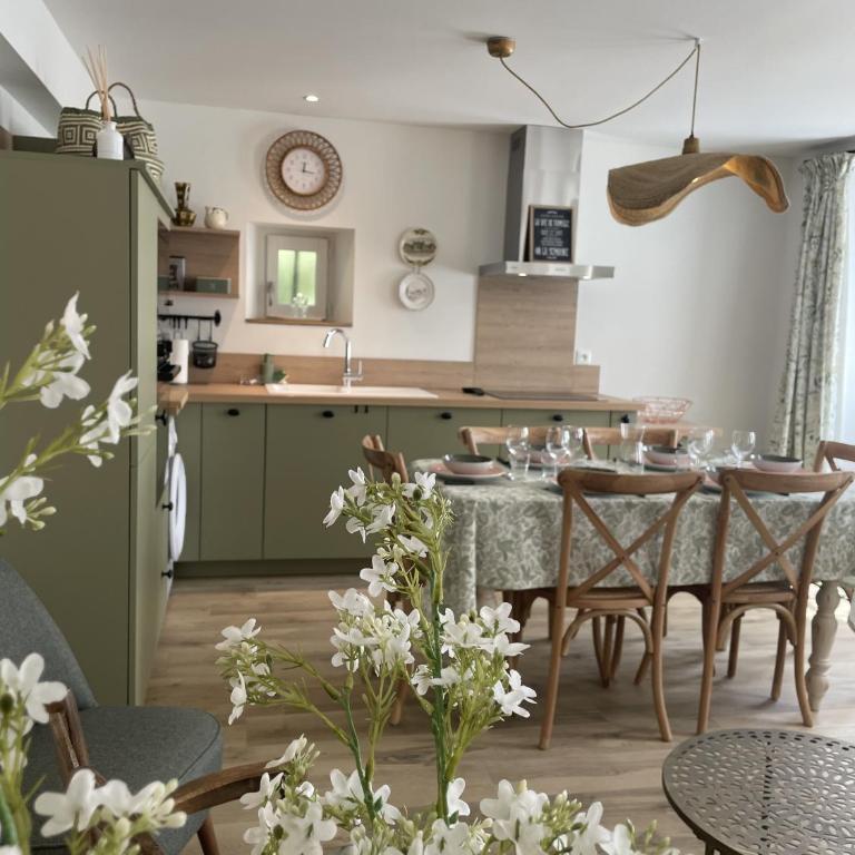 Le petit traîne-feuilles - Vacation Home - 1