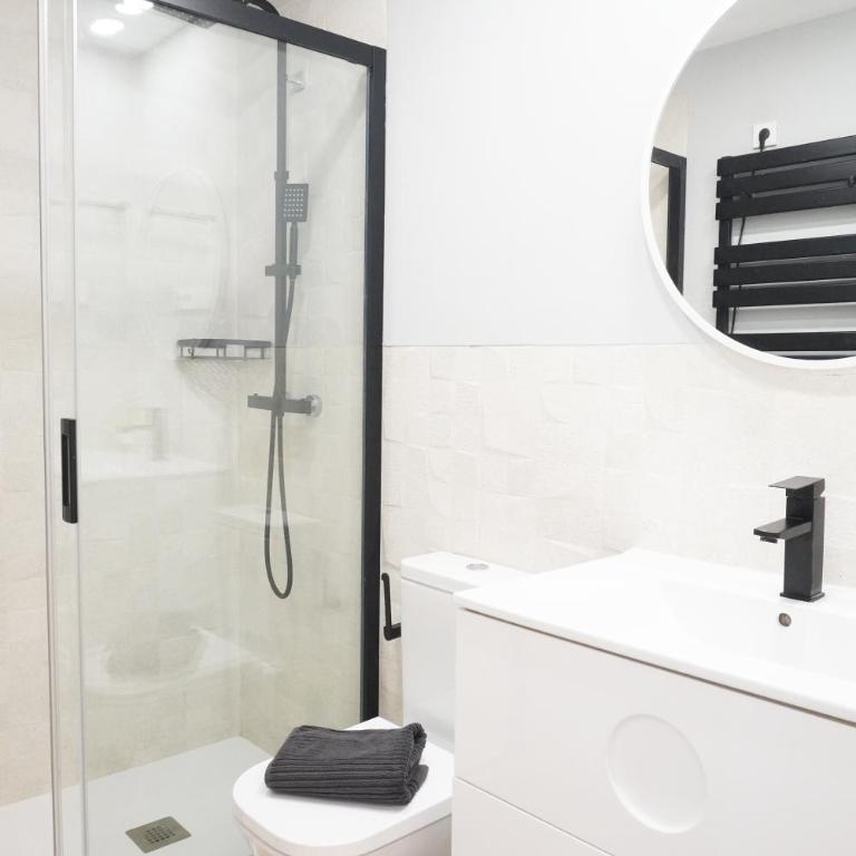 La Paz Apartments - Studio Apartment - 8