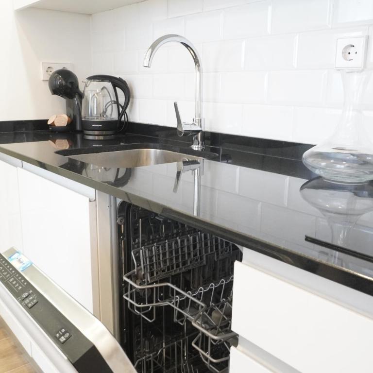 La Paz Apartments - Studio Apartment - 25