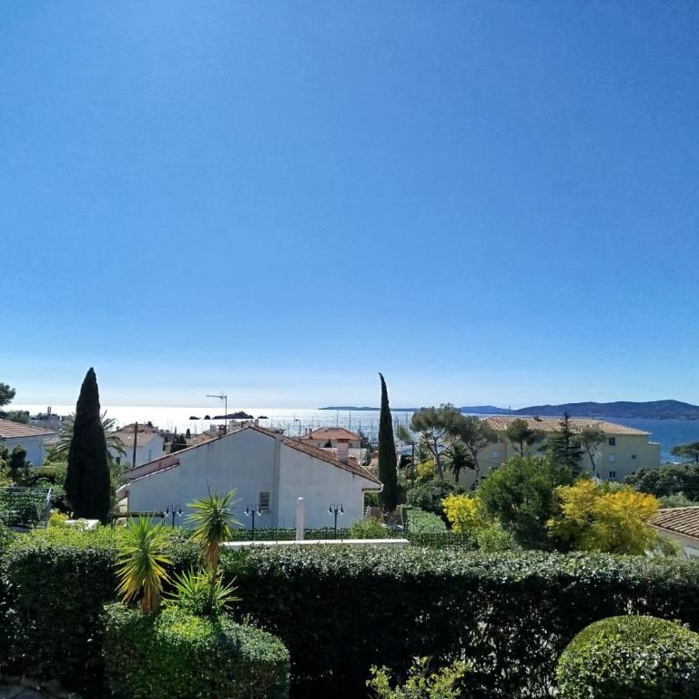 Appt 83m2 rez de jardin dans villa parc privé balcon vue mer - Apartment mit 1 Schlafzimmer und Gartenblick - 1