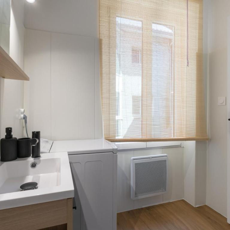 Le mirailh Hyper centre, rénové, lave linge, wifi, coin nuit séparé - Apartamento Estudio - 11
