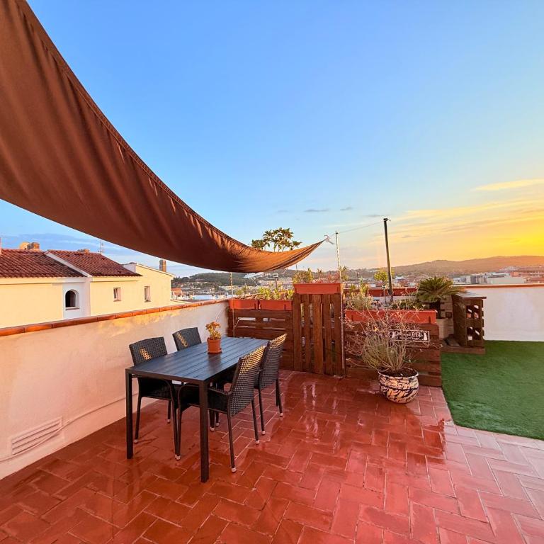 Sunset View Penthouse Unforgettable Getaway New in Lloret-de-Mar - Apartamento de 1 dormitorio - 3
