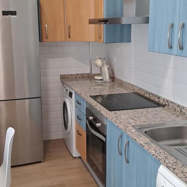 Edificio Amarillo en el Barrio - Apartment with Balcony - 9