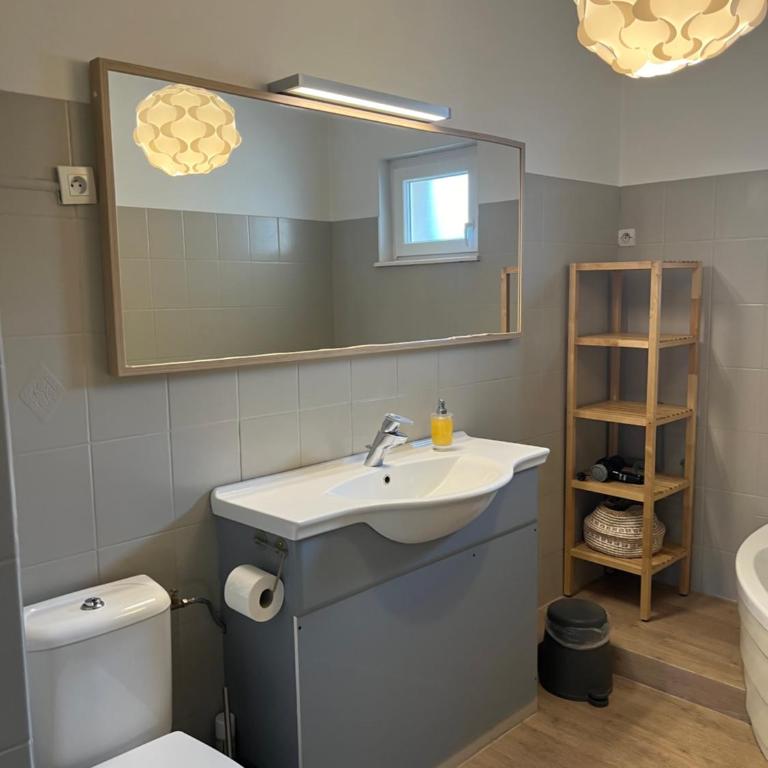 Charmant F2 proche petite venise - Appartement 1 Chambre - 9
