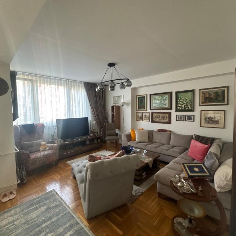 Lovely 2 bedroom apartment - Apartman sa 2 Spavaće Sobe - 1