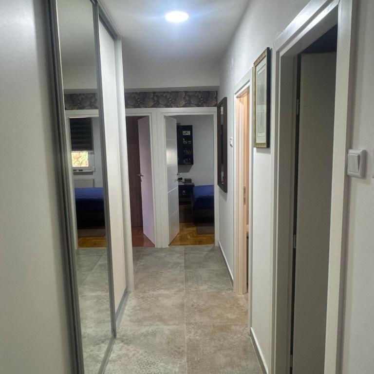 Lovely 2 bedroom apartment - Apartman sa 2 Spavaće Sobe - 11