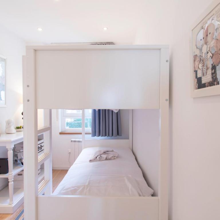 A16 Staywizus - 2BDR Sea View - City Center - Parking & Terrace - Two-Bedroom Apartment - 9
