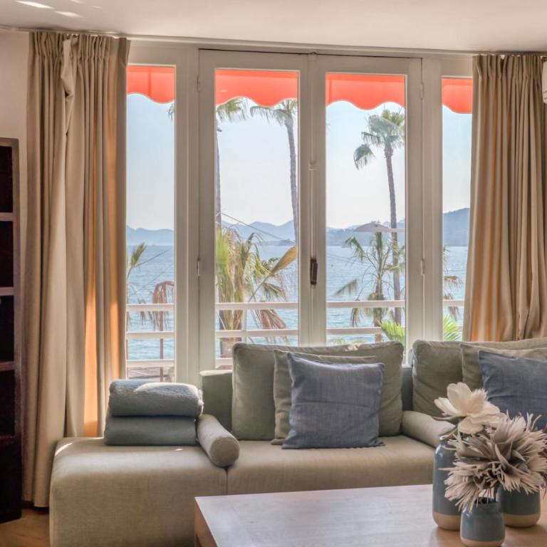 A16 Staywizus - 2BDR Sea View - City Center - Parking & Terrace - Two-Bedroom Apartment - 46