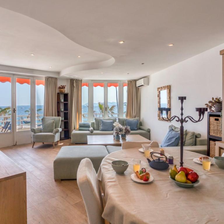 A16 Staywizus - 2BDR Sea View - City Center - Parking & Terrace - Two-Bedroom Apartment - 1