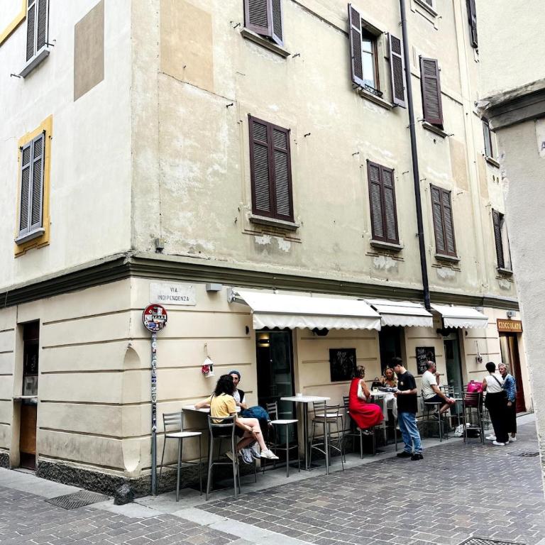 Cozy Apartment in Como Center - Appartamento - 38