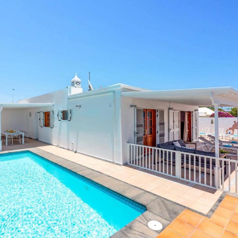 Villa Family by Villa Plus - Villa - 8