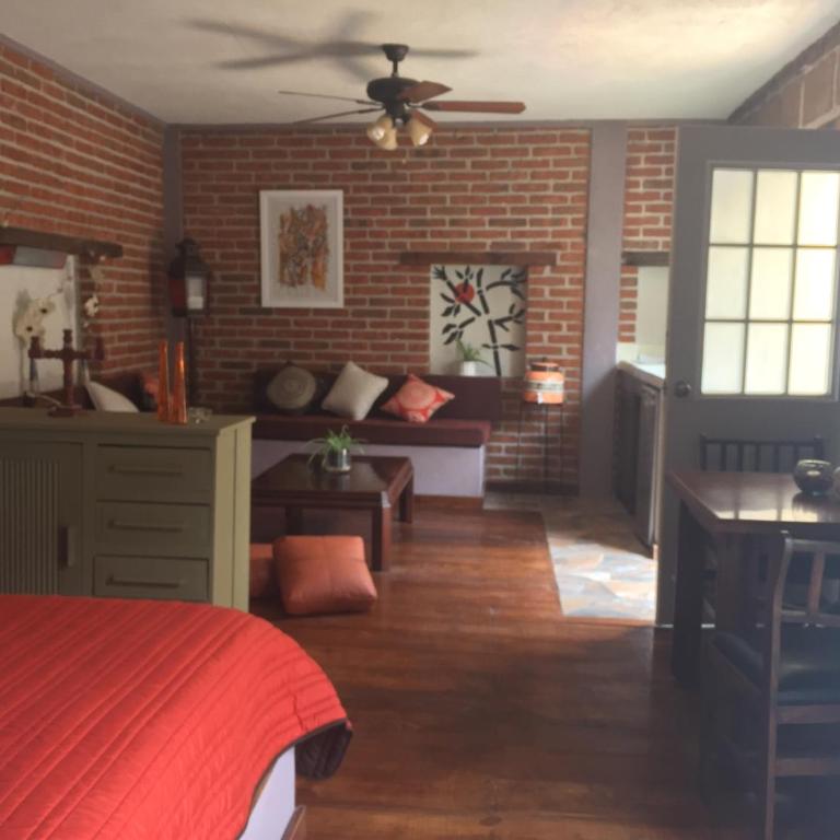 Suites colibri - Suite with Balcony - 12