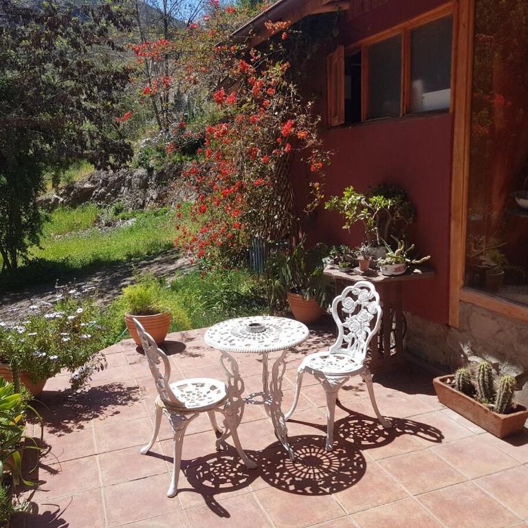 Gran Casa y Parcela de Campo y Montaña a 90 minutos de Santiago - Five-Bedroom House - 49