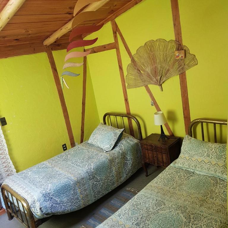 Gran Casa y Parcela de Campo y Montaña a 90 minutos de Santiago - Five-Bedroom House - 66