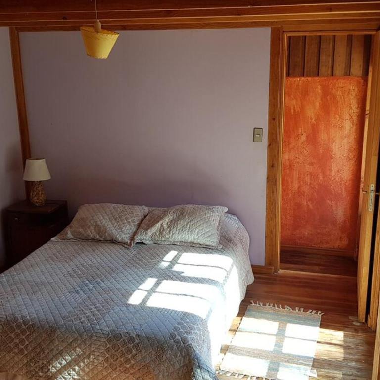 Gran Casa y Parcela de Campo y Montaña a 90 minutos de Santiago - Five-Bedroom House - 70