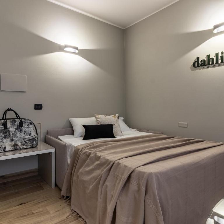 NOEMI chic rooms and apartments - Apartment with Balcony - 18