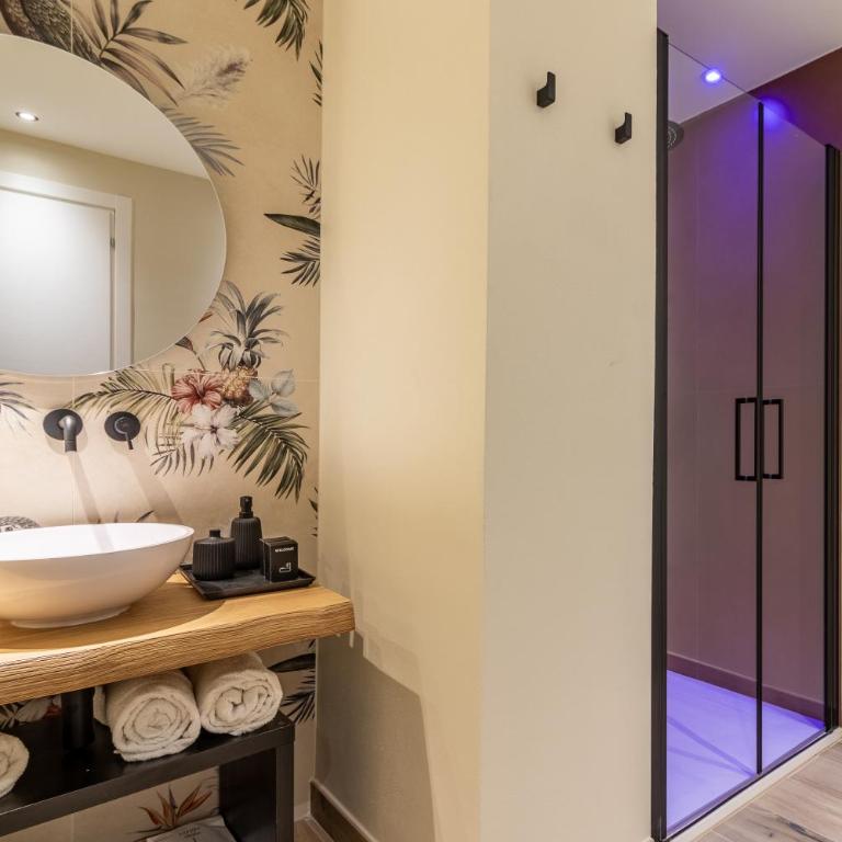 NOEMI chic rooms and apartments - Two-Room Apartment - 4