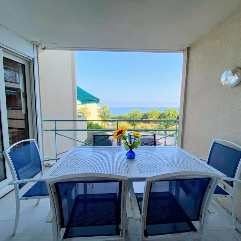 BP Bellevue - 4eme étage vue mer, piscine, parking - Appartement 2 Chambres avec Balcon et Vue sur la Mer - 9