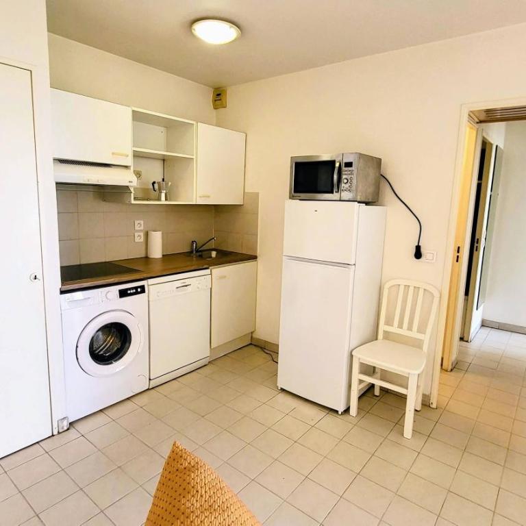 BP Bellevue - 4eme étage vue mer, piscine, parking - Appartement 2 Chambres avec Balcon et Vue sur la Mer - 14